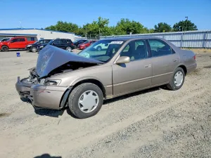 Toyota Camry 2.2L 4 1999