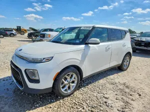 Kia Soul 2.0L 4 2020