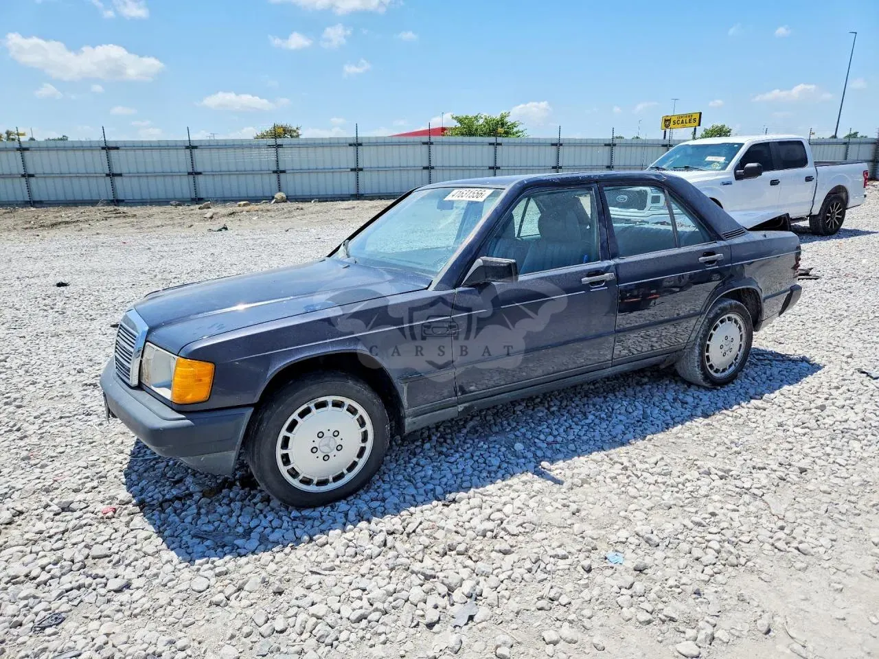 Mercedes-Benz 190 2.2L 4 1985