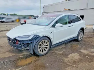 Tesla Model X 2017