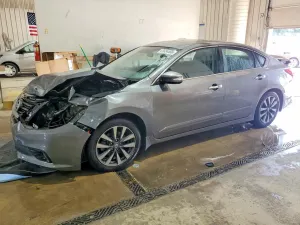 Nissan Altima 2.5L 4 2017