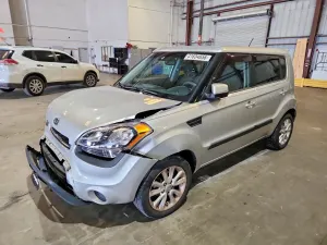 Kia Soul 2.0L 4 2012