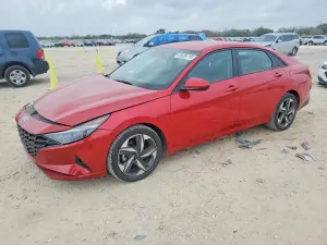 Hyundai Elantra 2.0L 4 2023