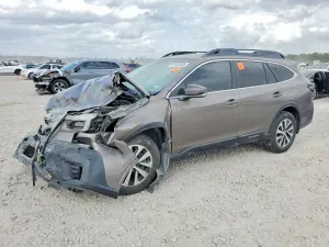 Subaru Outback 2.5L 4 2021