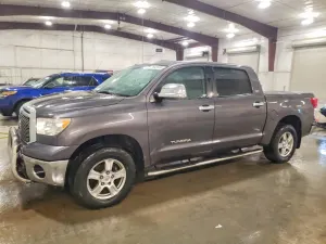 Toyota Tundra 4.6L 8 2011