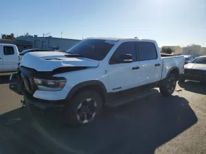 RAM 1500 5.7L 8 2021