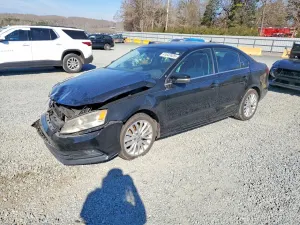 Volkswagen Jetta 1.8L 4 2015