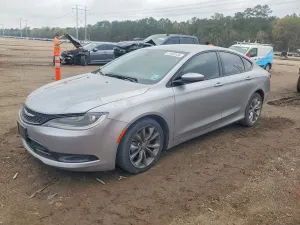 Chrysler 200 2.4L 4 2015