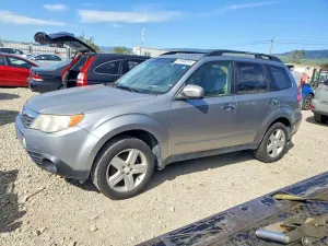 Subaru Forester 2.5L 4 2010