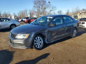 Volkswagen Jetta 1.8L 4 2015