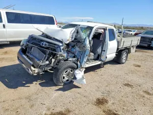 Toyota Tacoma 2.7L 4 2015