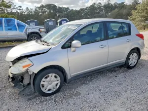 Nissan Versa 1.8L 4 2011