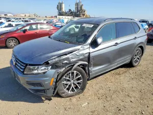 Volkswagen Tiguan 2.0L 4 2021