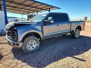 Ford F-250 6.7L 8 2023
