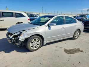 Nissan Altima 2.5L 4 2012
