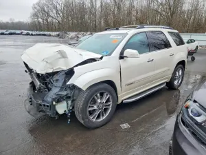 GMC Acadia 3.6L 6 2014