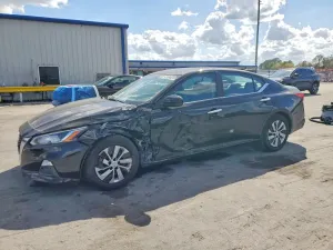 Nissan Altima 2.5L 4 2020