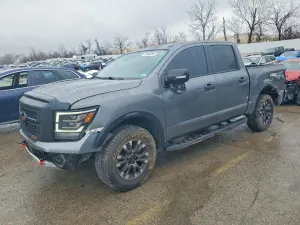 Nissan Titan 5.6L 8 2021