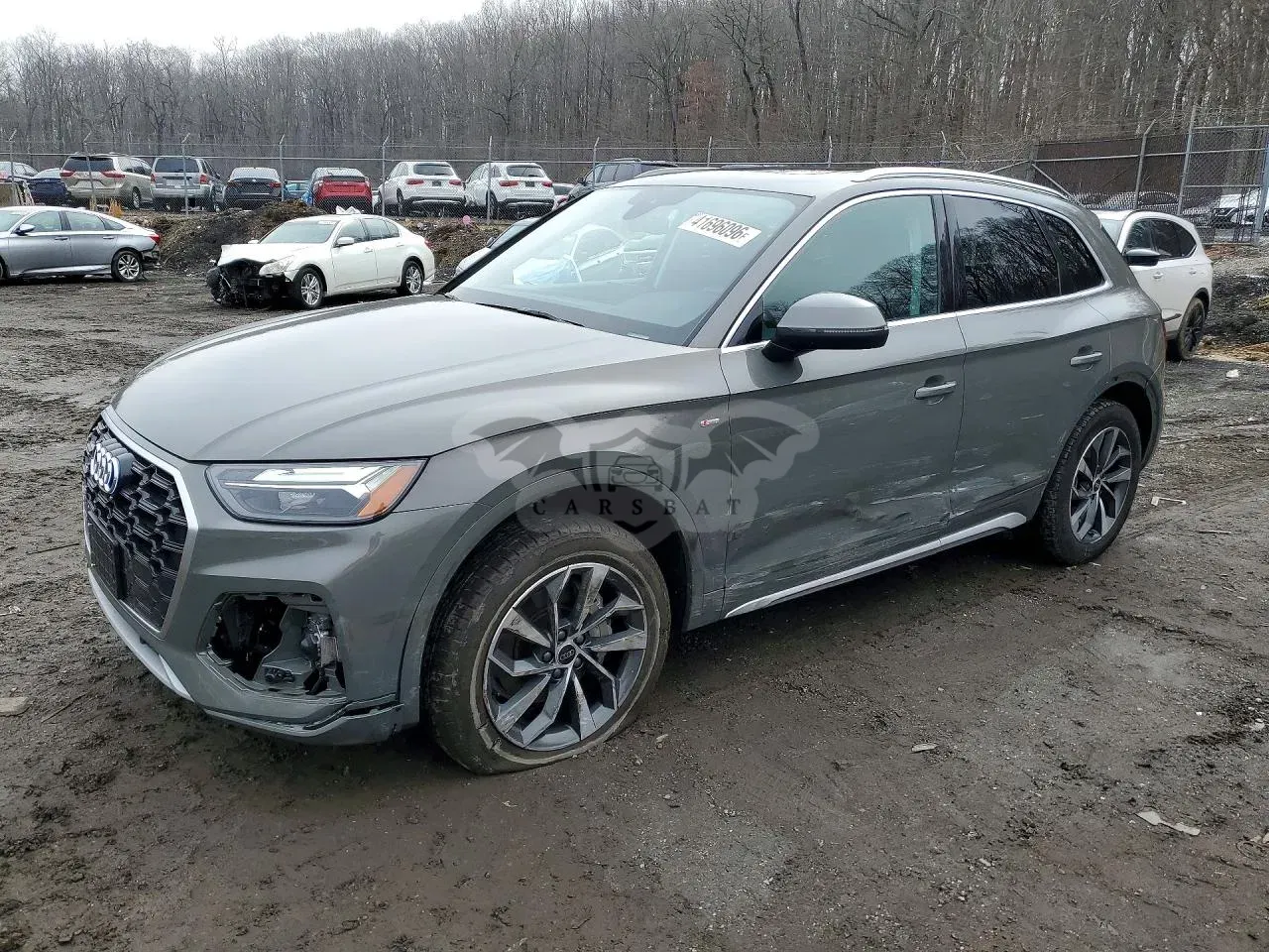 Audi Q5 2.0L 4 2025
