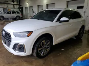 Audi Q5 2.0L 4 2023
