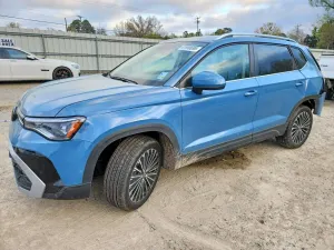 Volkswagen Taos 1.5L 4 2025