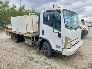 Isuzu NPR 3.0L 4 2011