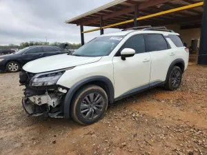 Nissan Pathfinder 3.5L 6 2023
