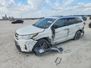 Toyota Highlander 3.5L 6 2018