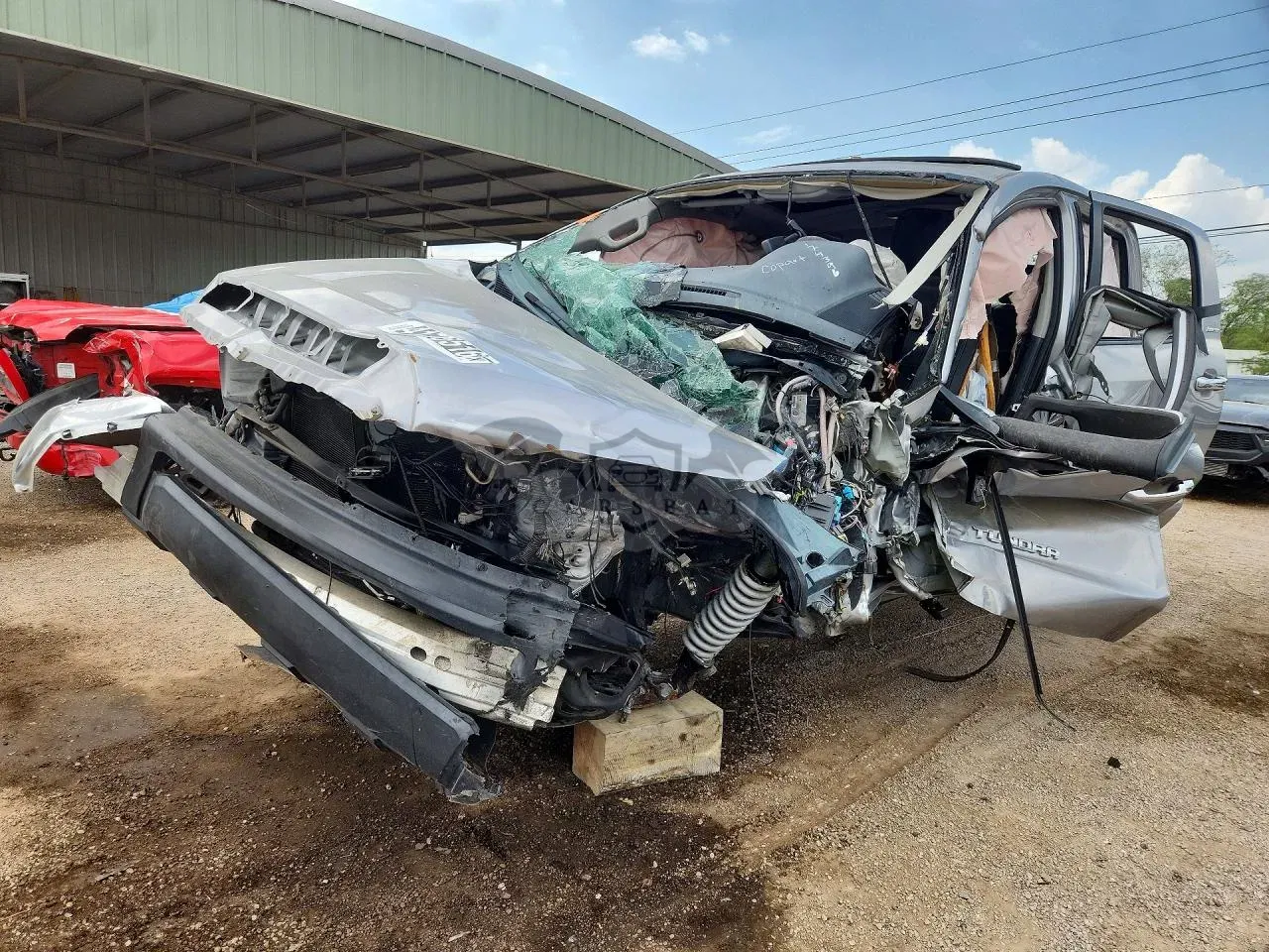 Toyota Tundra 5.7L 8 2015