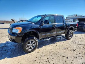 Nissan Titan 5.6L 8 2015