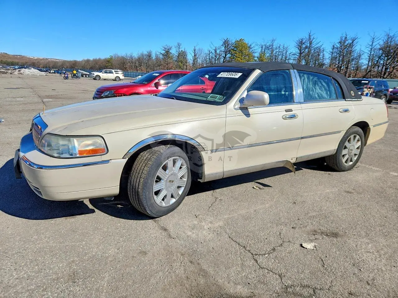 Lincoln Town Car 2003