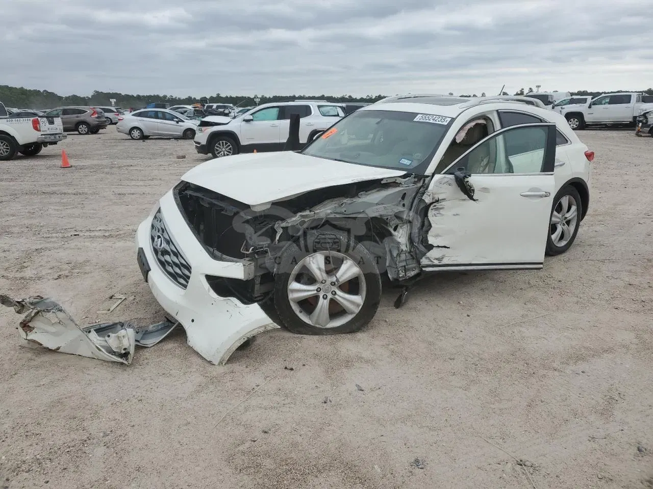 Infiniti FX 3.5L 6 2011