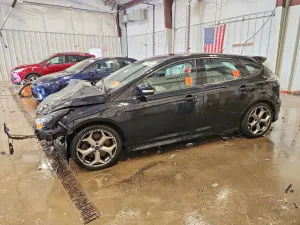 Ford Focus 2.0L 4 2017