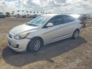Hyundai Accent 1.6L 4 2013