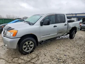 Nissan Titan 5.6L 8 2011