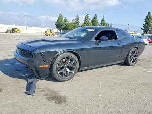 Dodge Challenger 5.7L 8 2016