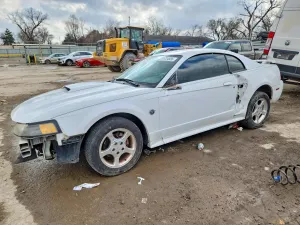 Ford Mustang 3.9L 6 2004