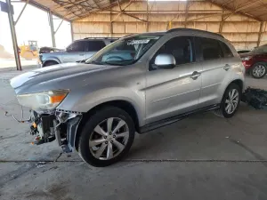 Mitsubishi Outlander 2.0L 4 2014