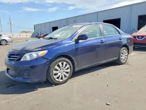 Toyota Corolla 1.8L 4 2013