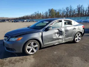 Acura ILX 2.0L 4 2014