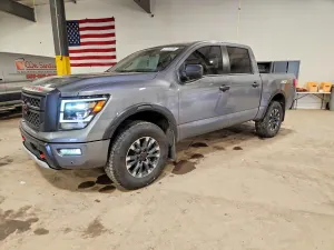 Nissan Titan 5.6L 8 2023