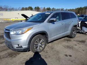 Toyota Highlander 3.5L 6 2016