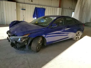 Hyundai Elantra 2.0L 4 2023