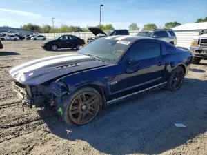 Ford Mustang 5.0L 8 2012