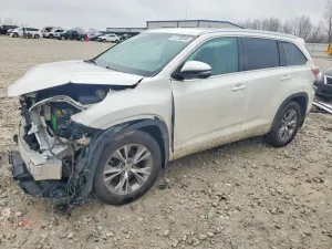 Toyota Highlander 3.5L 6 2014