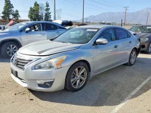 Nissan Altima 2.5L 4 2015