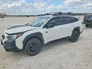Subaru Outback 2.4L 4 2024
