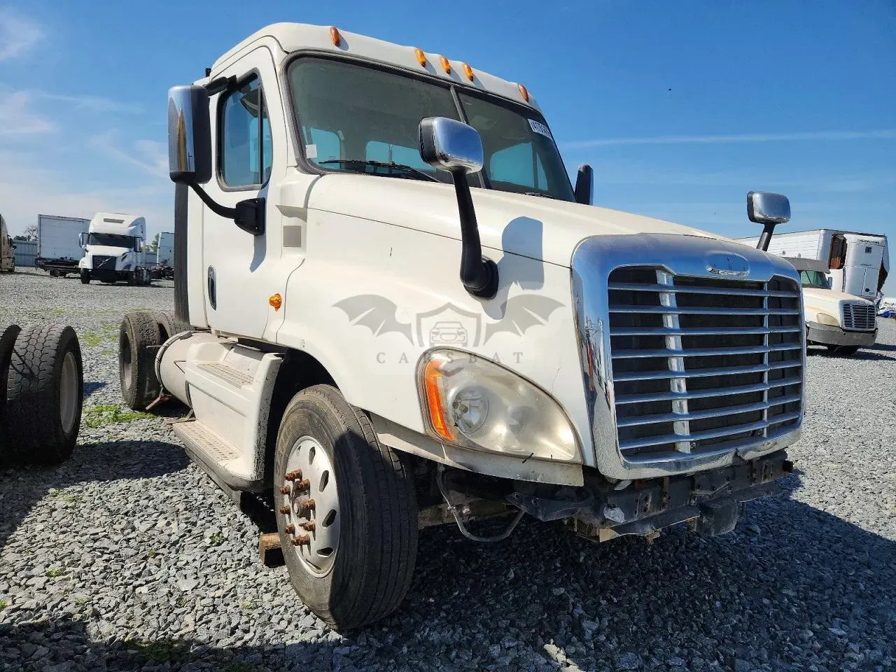 Freightliner Cascadia 14.8L 6 2015