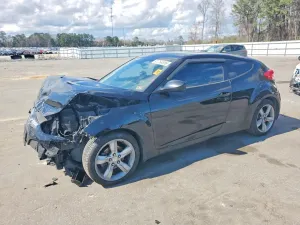 Hyundai Veloster 1.6L 4 2013