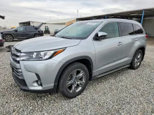 Toyota Highlander 3.5L 6 2018